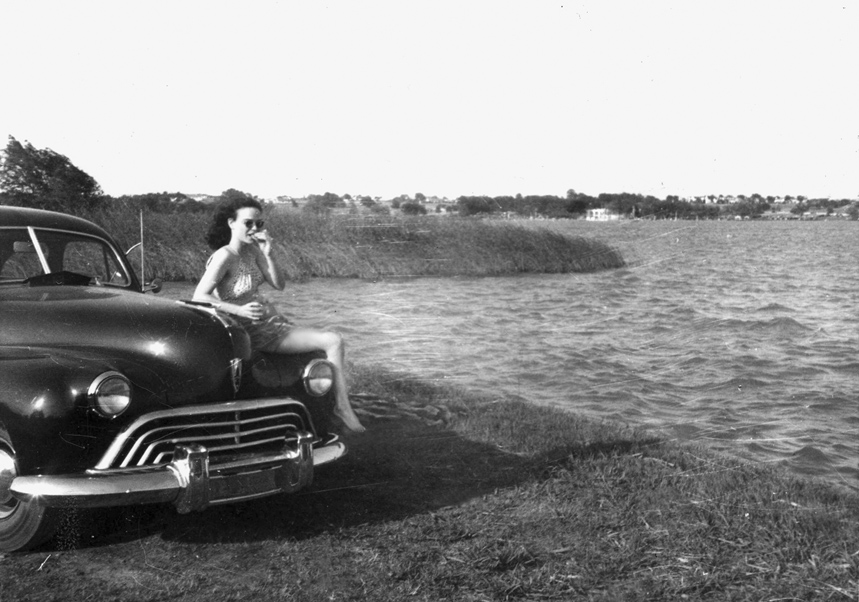 Nita and Pluta Belle at White Rock Lake, 1947